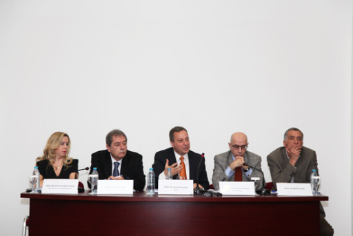 Khas 2012 Türkiye Sosyal-Siyasal Eğilimler Araştırması Sonuçları Açıklandı