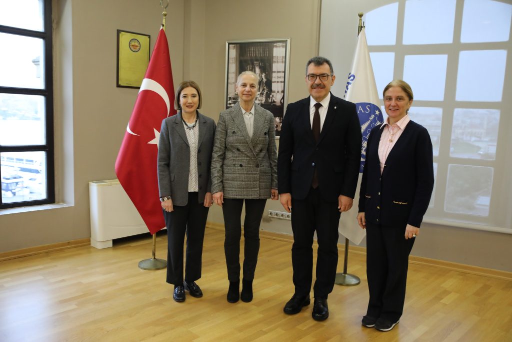 13 6971fd094237e2 (1)