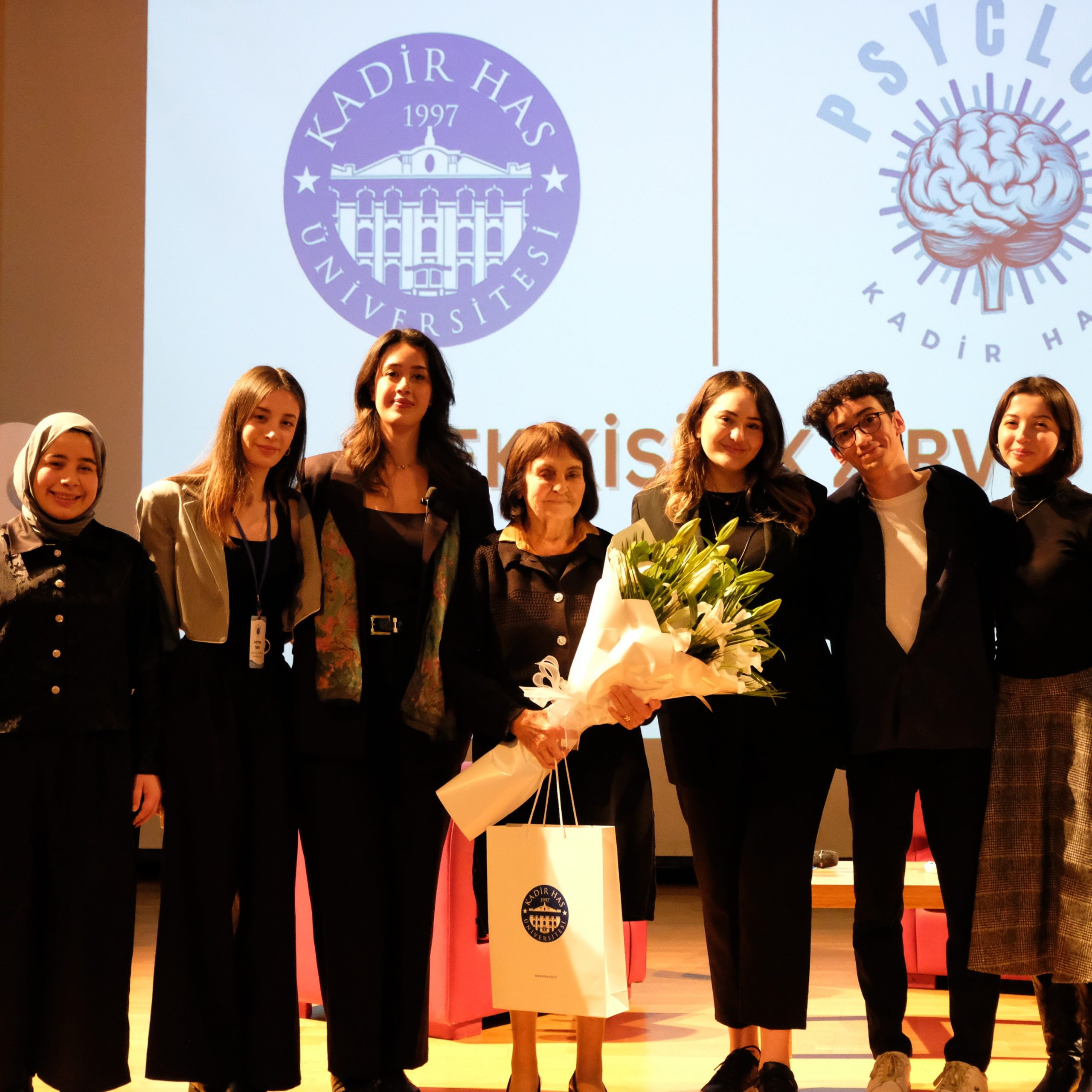 Hukuk Okudum, Beyne Aşık Oldum