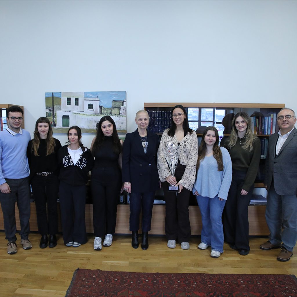 Rektörümüz Sporcularımızla Bir Araya Geliyor