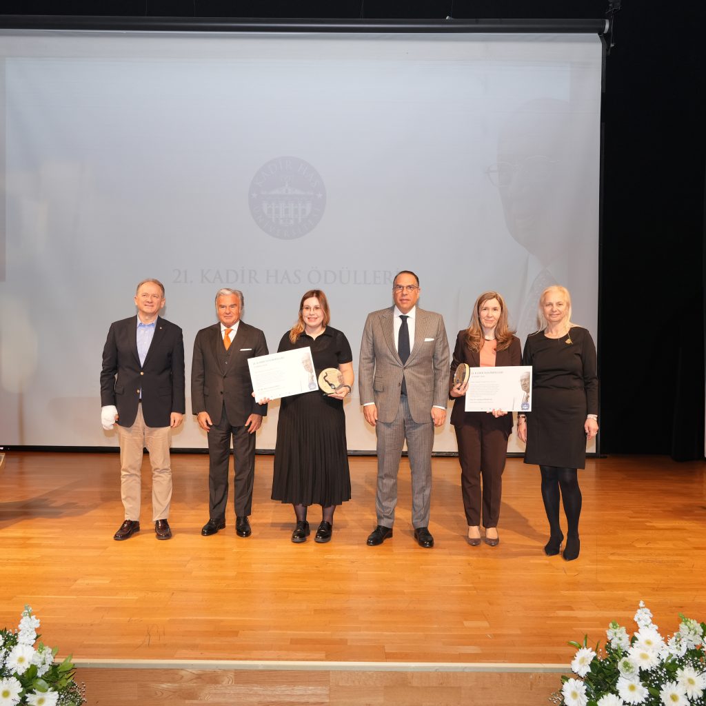 Kadir Has’ın Vizyonu 21 Yıldır Bilimi Ödüllendiriyor