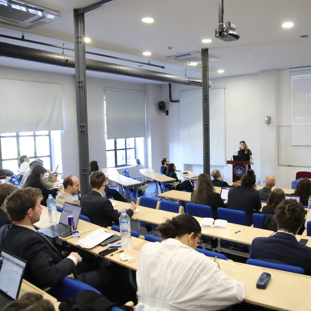 College of Europe Öğrenci Heyeti Kadir Has Üniversitesi’nde