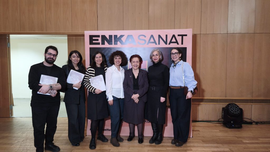 Kadir has universitesi banu manav dikmen gurun3